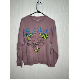 Women's Def Leppard Graphic Sweatshirt Size Small light purple
